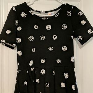 LuLaRoe Amelia Small black & white